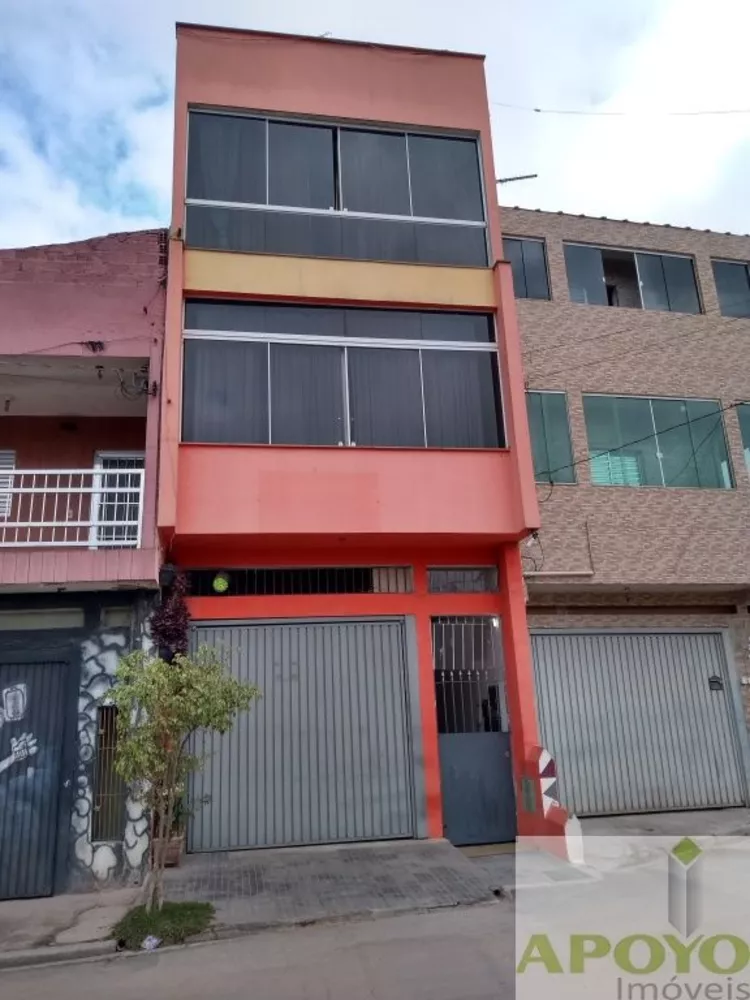 Casa, 4 quartos, 260 m² - Foto 1