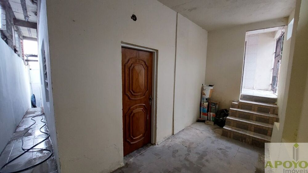 Casa à venda com 4 quartos, 160m² - Foto 3