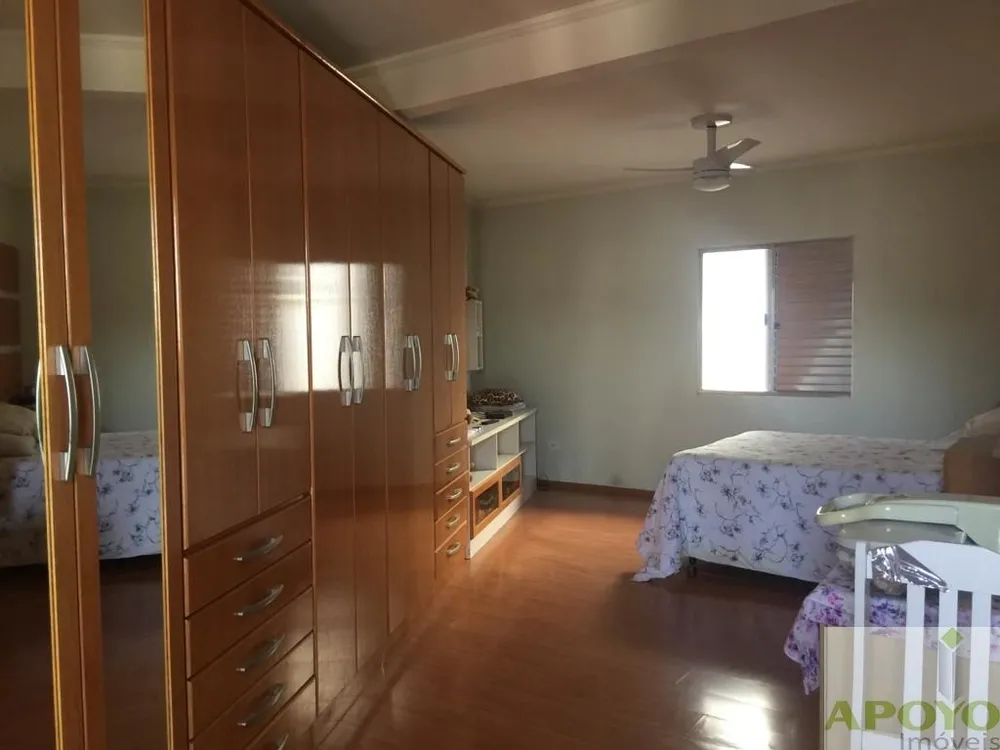 Casa, 4 quartos, 200 m² - Foto 13
