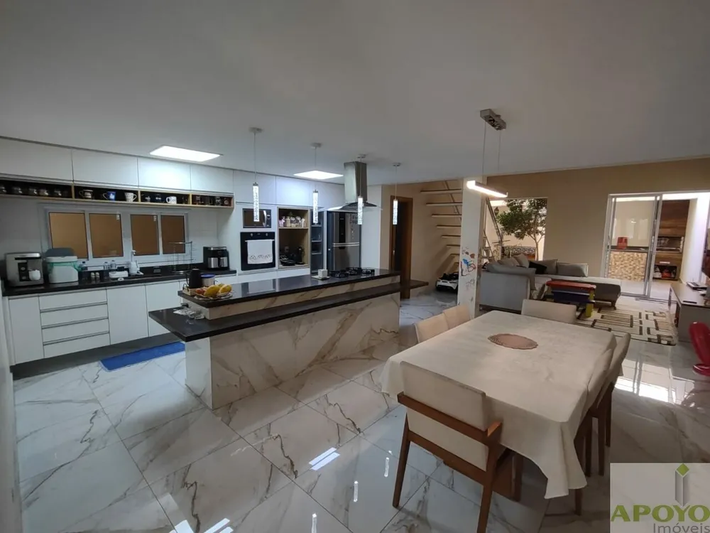 Casa, 3 quartos, 180 m² - Foto 15