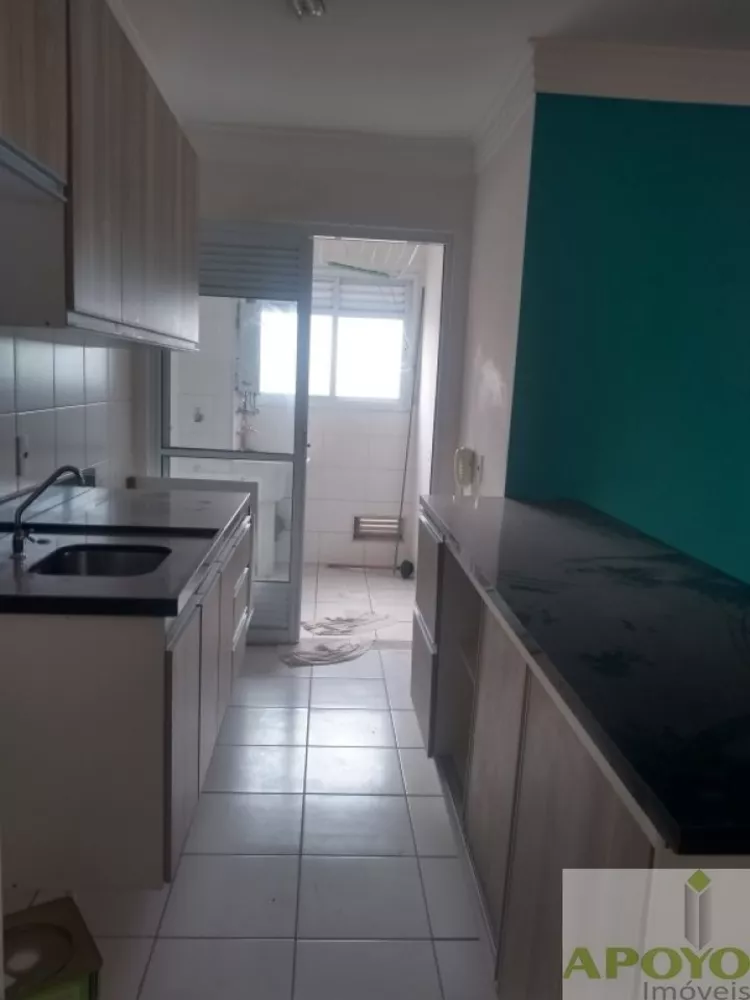 Apartamento à venda com 3 quartos, 73m² - Foto 3