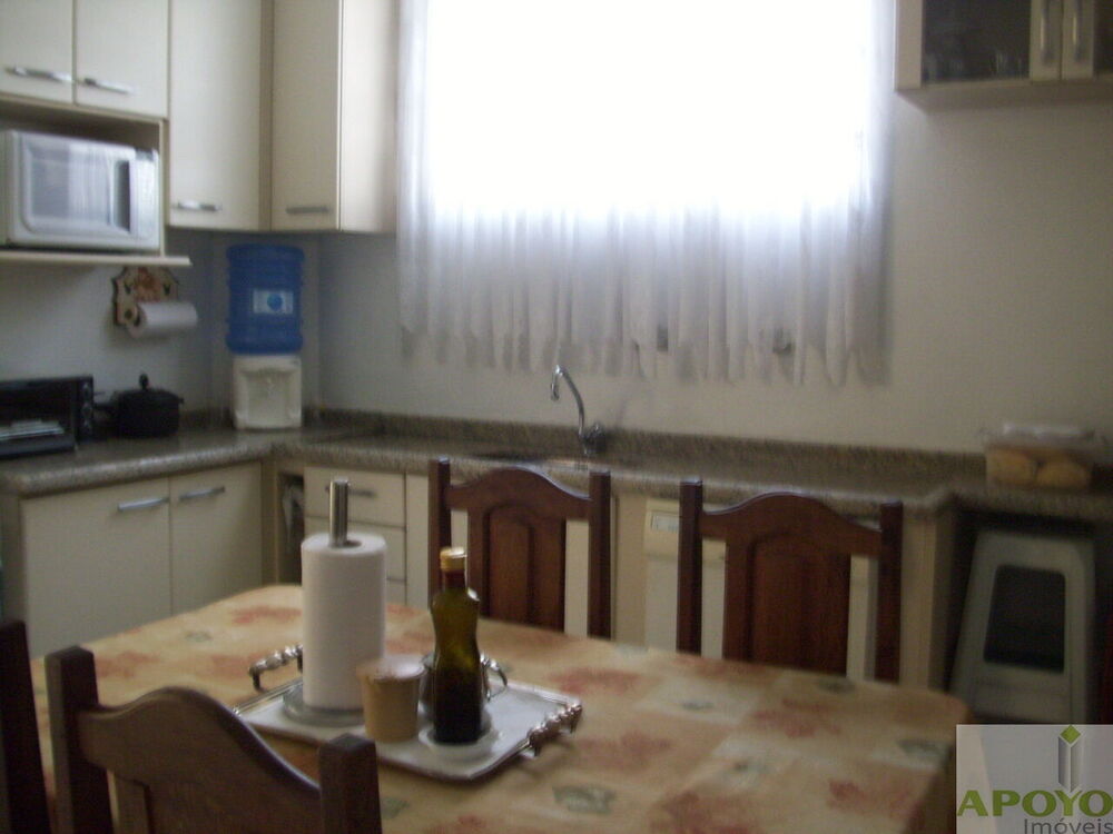 Casa à venda com 3 quartos, 140m² - Foto 9