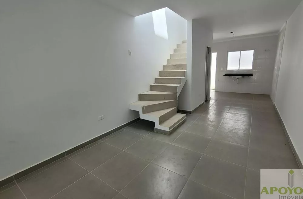 Casa à venda com 3 quartos, 83m² - Foto 3