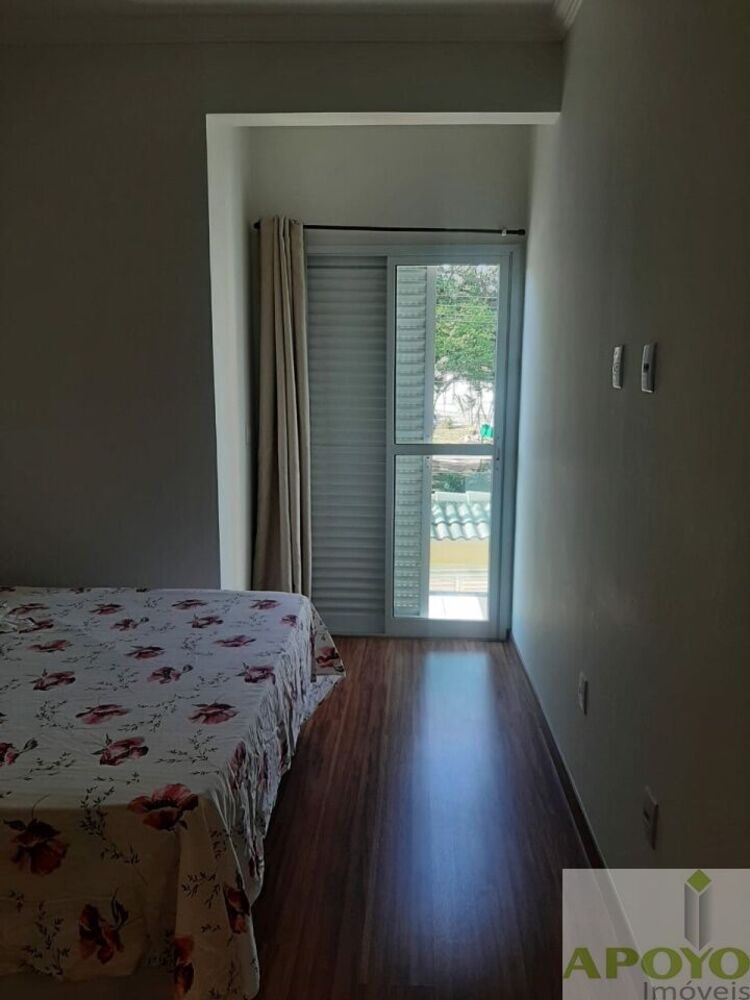 Casa, 3 quartos, 92 m² - Foto 1