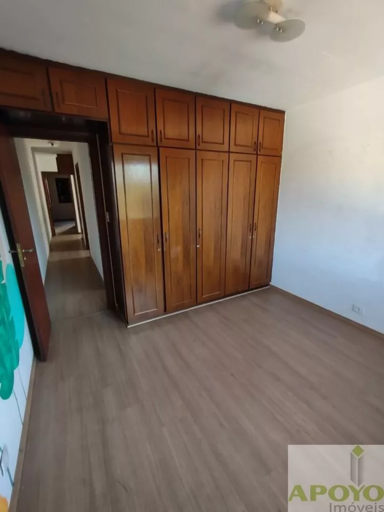 Casa à venda com 3 quartos, 180m² - Foto 8