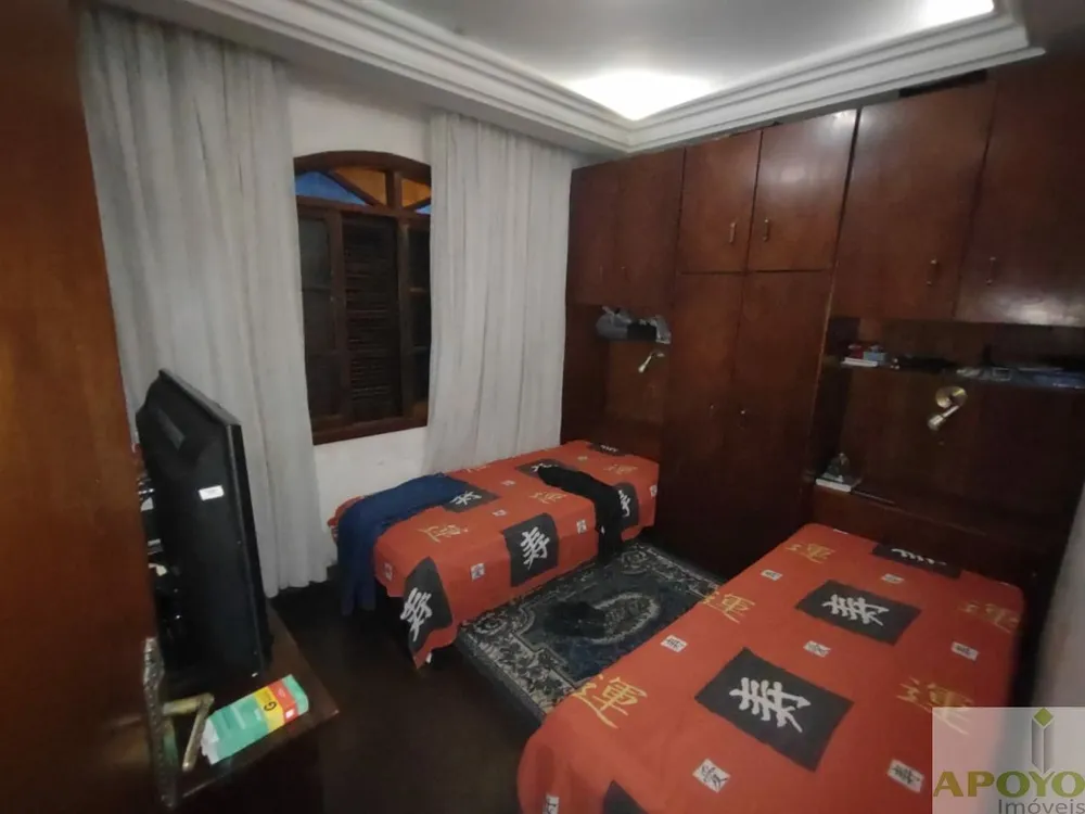 Casa, 3 quartos, 240 m² - Foto 4