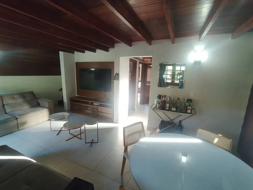 Casa, 3 quartos, 250 m² - Foto 11