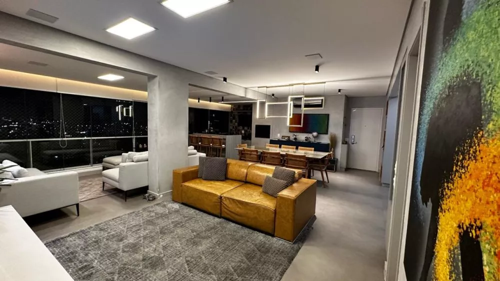 Apartamento à venda com 3 quartos, 134m² - Foto 1