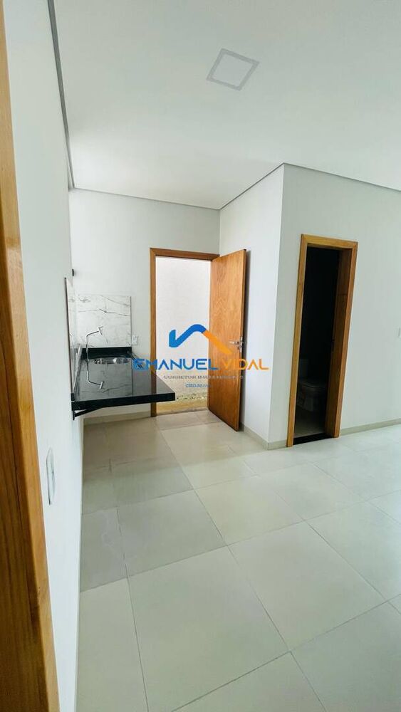 Casa à venda com 2 quartos, 50m² - Foto 1