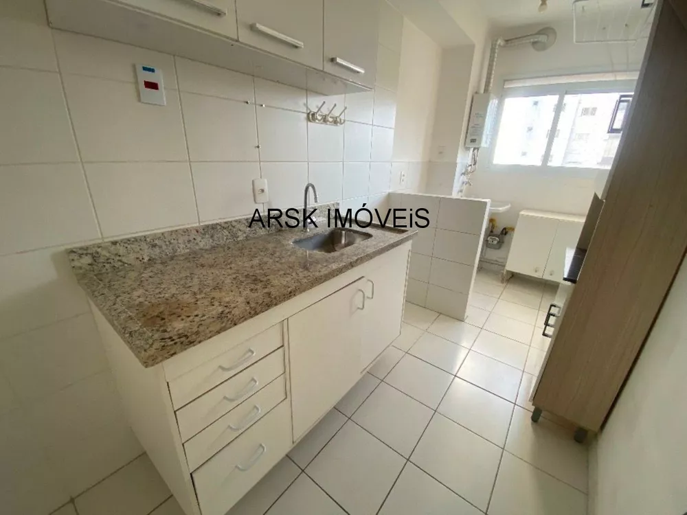 Apartamento à venda com 2 quartos, 60m² - Foto 7