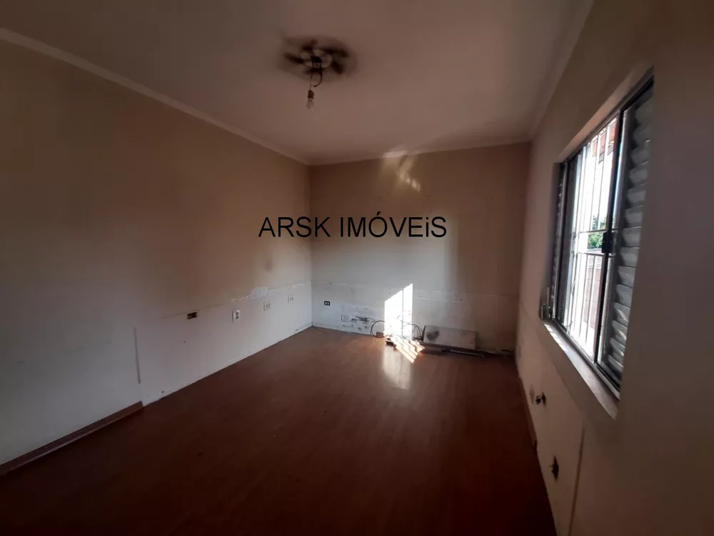 Casa à venda com 3 quartos, 250m² - Foto 5