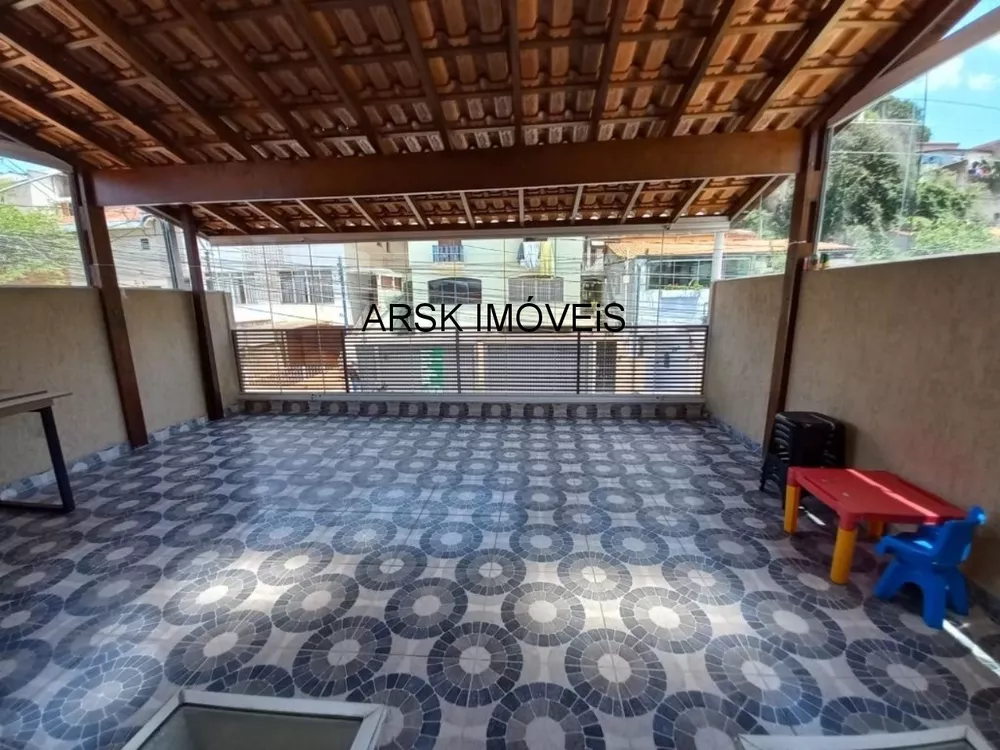 Casa à venda com 3 quartos, 150m² - Foto 8