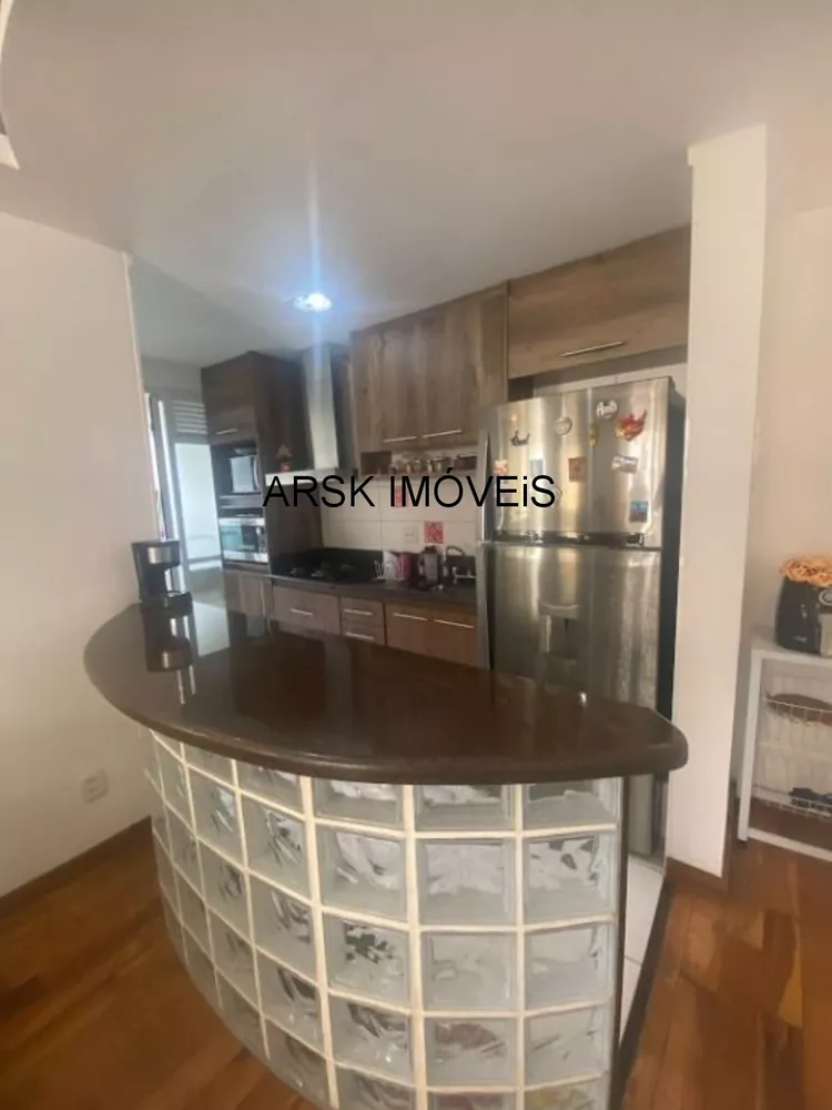 Apartamento à venda com 3 quartos, 68m² - Foto 2