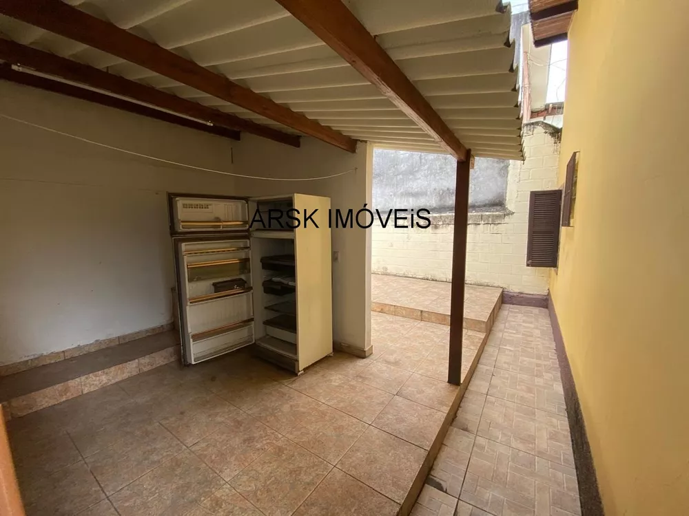 Casa à venda com 3 quartos, 157m² - Foto 7