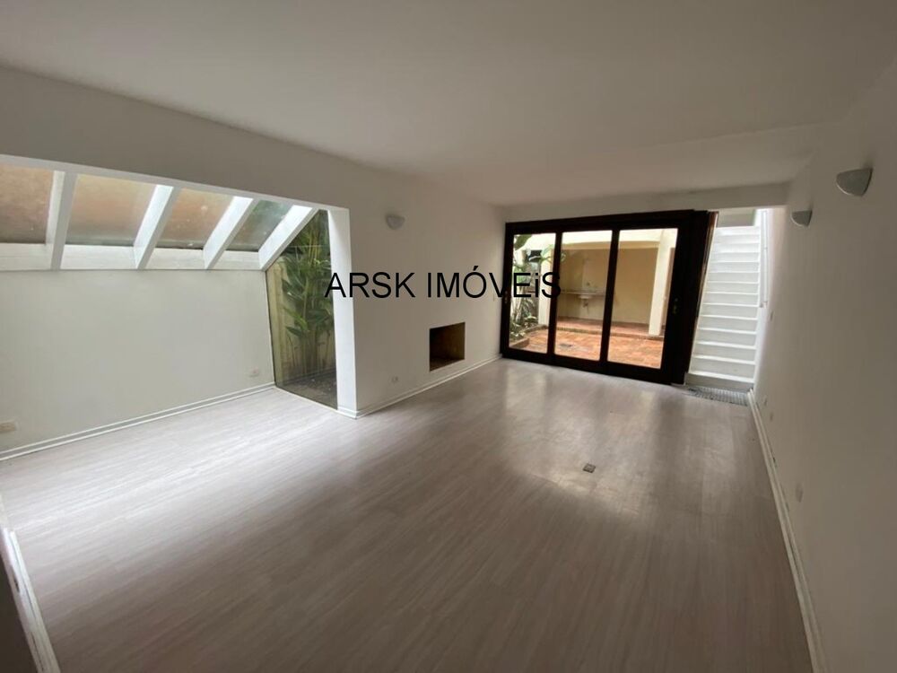 Casa à venda com 3 quartos, 300m² - Foto 6