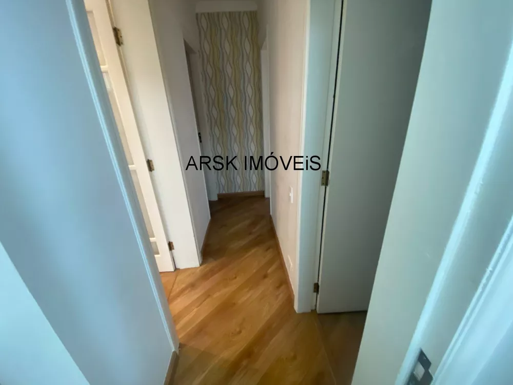 Apartamento à venda com 3 quartos, 93m² - Foto 2