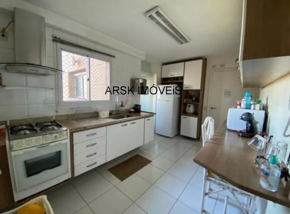 Apartamento à venda com 3 quartos, 122m² - Foto 4