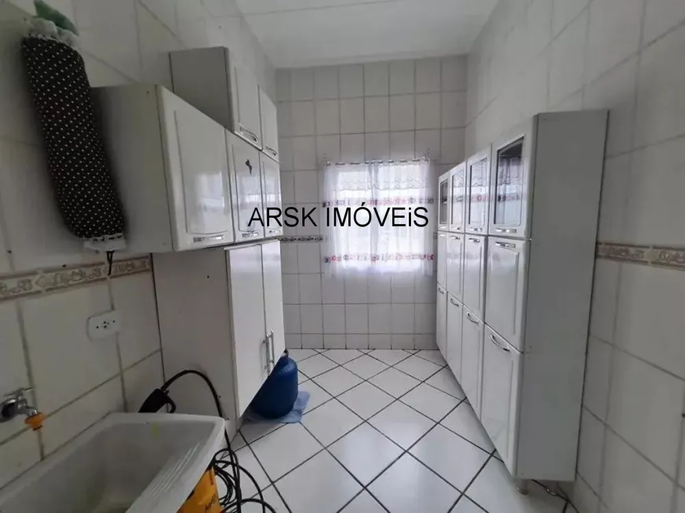 Casa à venda com 3 quartos, 150m² - Foto 8