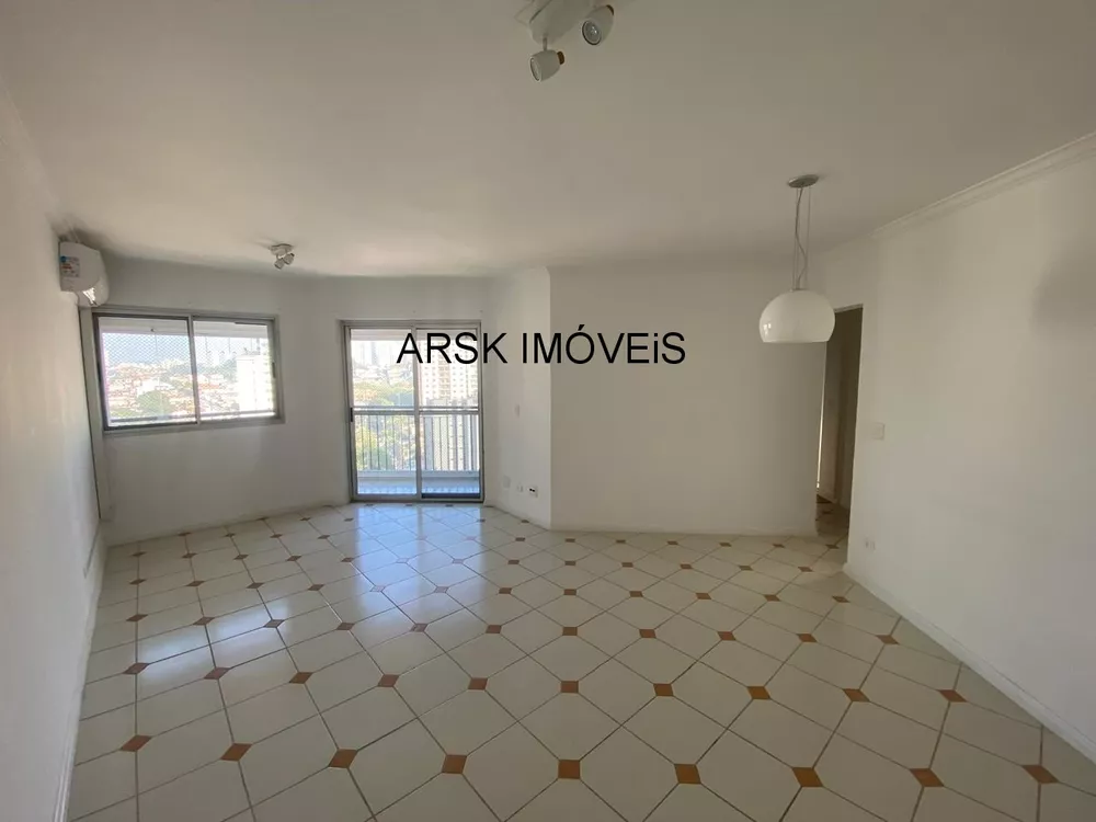 Apartamento à venda com 3 quartos, 82m² - Foto 1