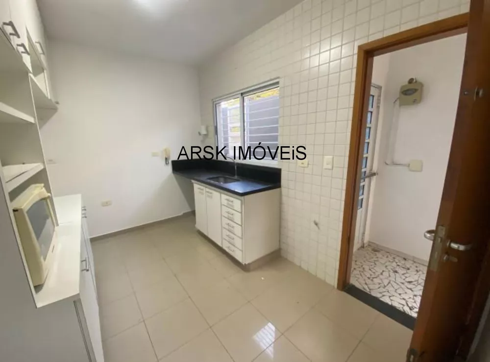 Casa à venda com 3 quartos, 170m² - Foto 3