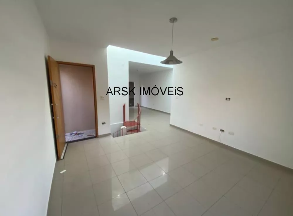 Casa à venda com 3 quartos, 170m² - Foto 2