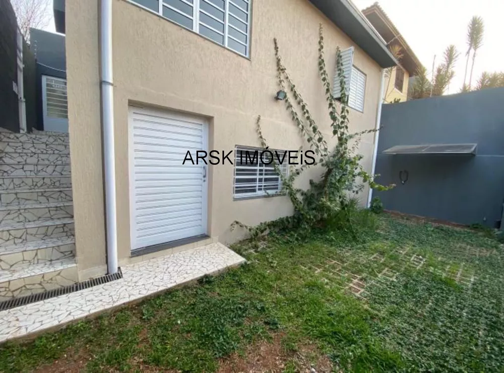 Casa à venda com 3 quartos, 170m² - Foto 1