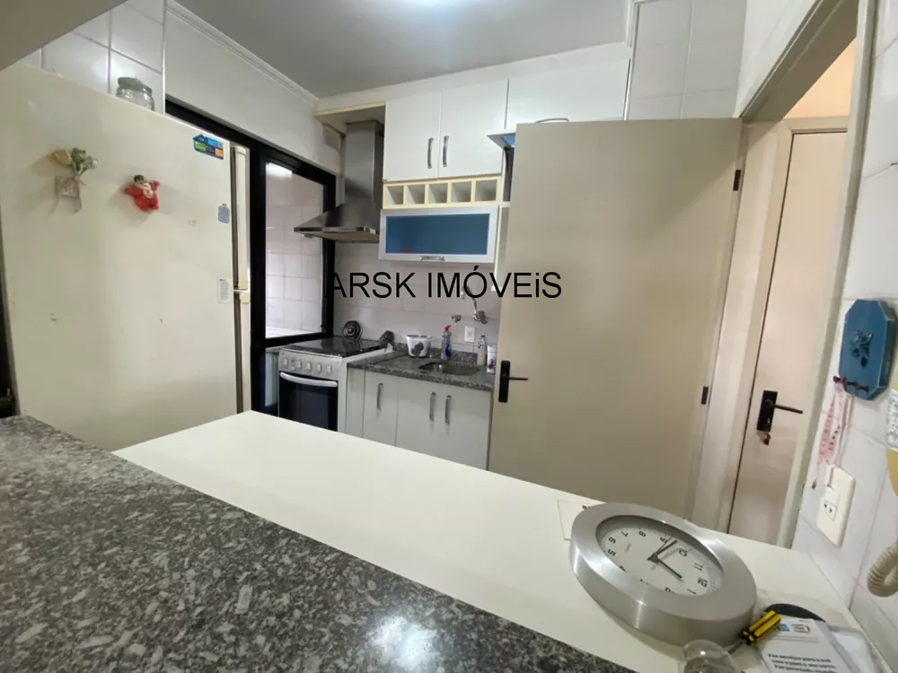 Apartamento à venda com 3 quartos, 70m² - Foto 11