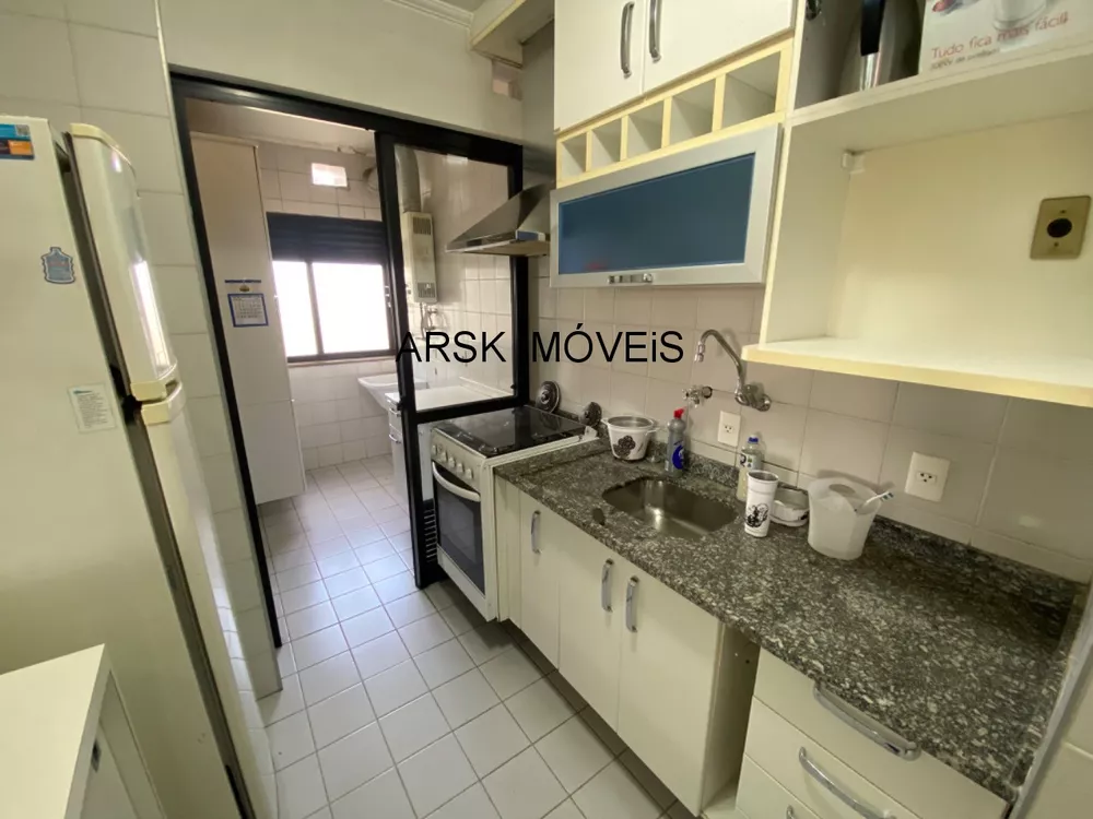 Apartamento à venda com 3 quartos, 70m² - Foto 9