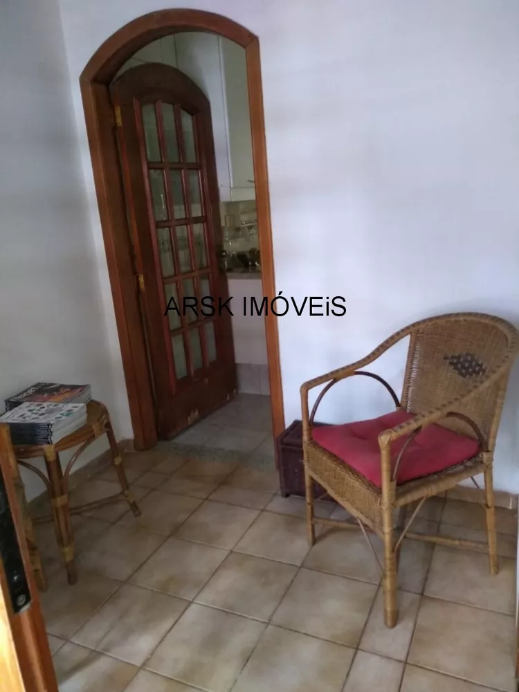 Casa à venda com 3 quartos, 125m² - Foto 2