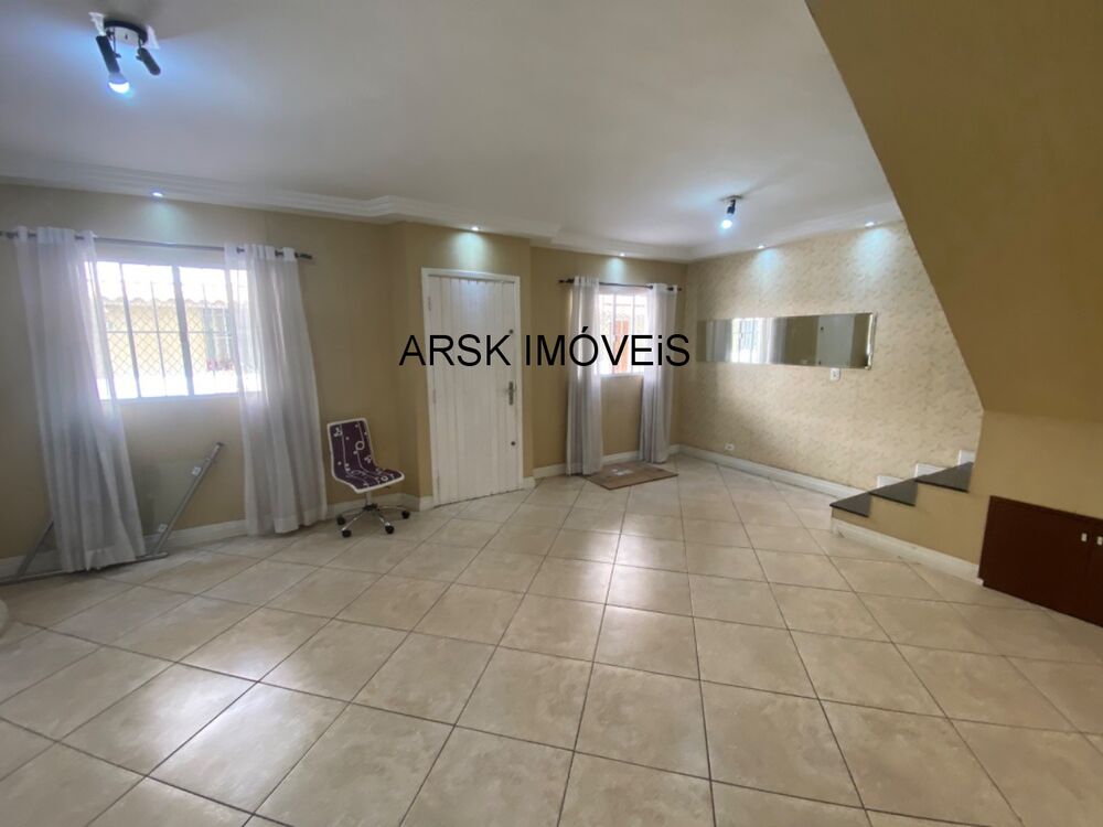 Casa, 3 quartos, 110 m² - Foto 1