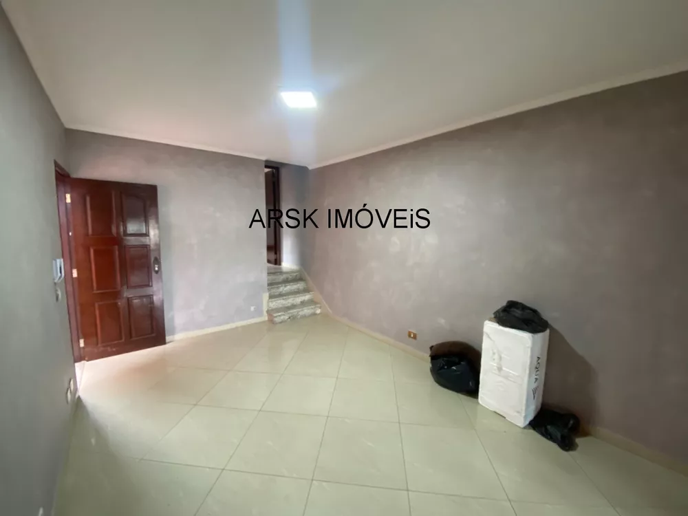 Casa à venda com 2 quartos, 150m² - Foto 1