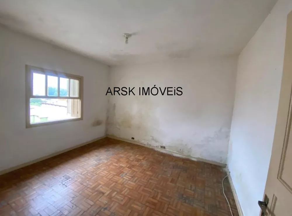 Casa à venda com 4 quartos, 250m² - Foto 2