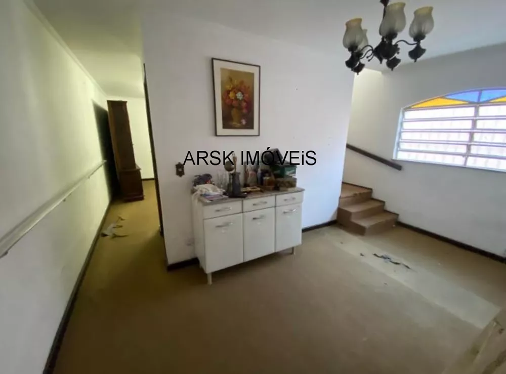 Casa à venda com 3 quartos, 250m² - Foto 8