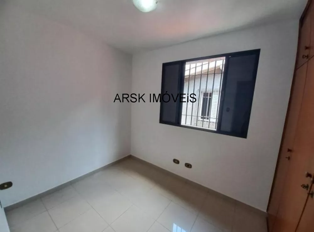 Casa à venda com 3 quartos, 235m² - Foto 4