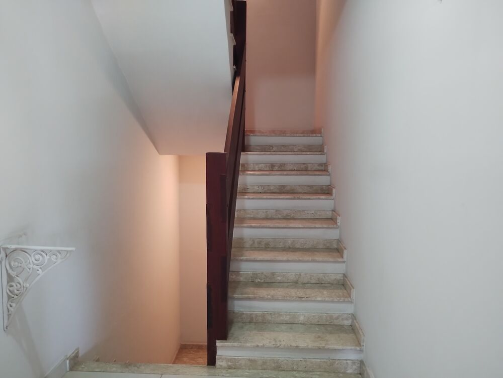 Casa à venda com 3 quartos, 290m² - Foto 3