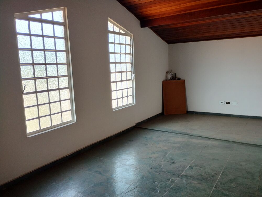 Casa à venda com 3 quartos, 290m² - Foto 43