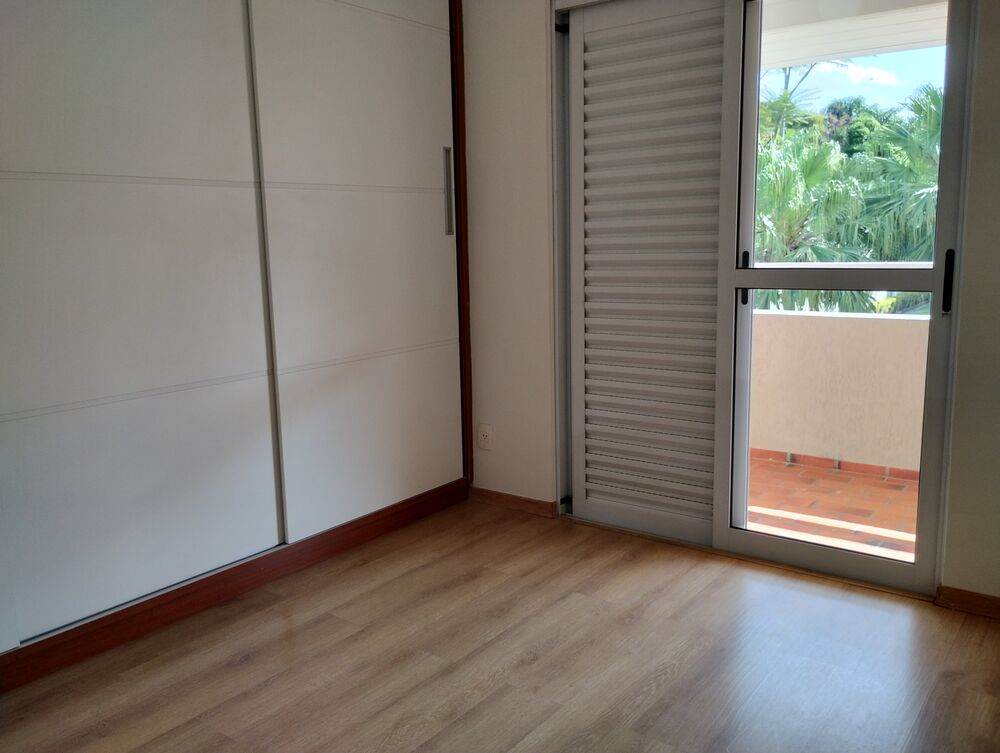 Casa de Condomínio à venda com 4 quartos, 209m² - Foto 33