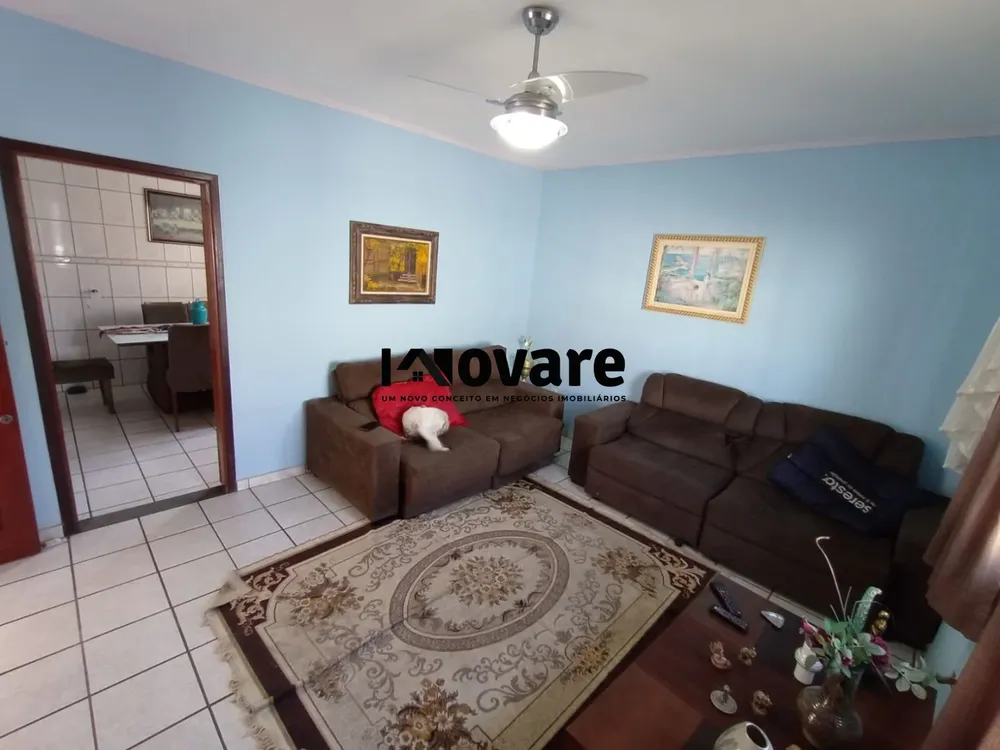 Casa, 4 quartos, 166 m² - Foto 1
