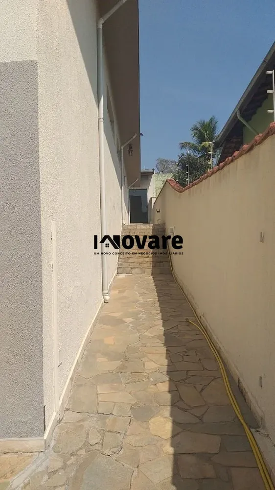 Casa, 3 quartos, 240 m² - Foto 1