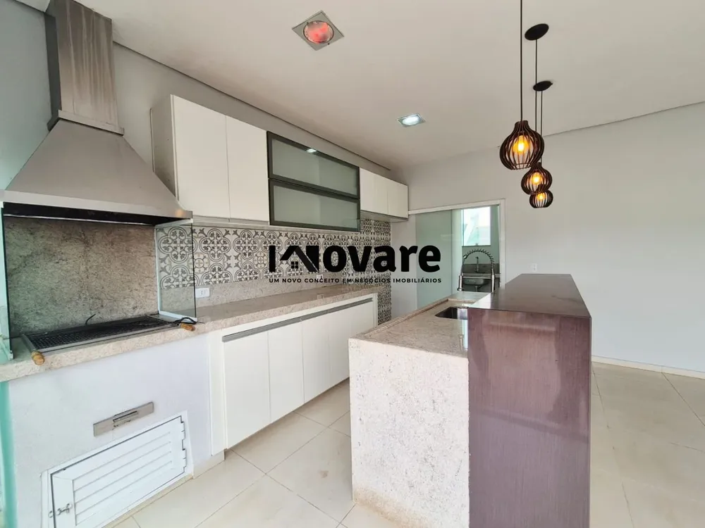 Casa, 3 quartos, 210 m² - Foto 1