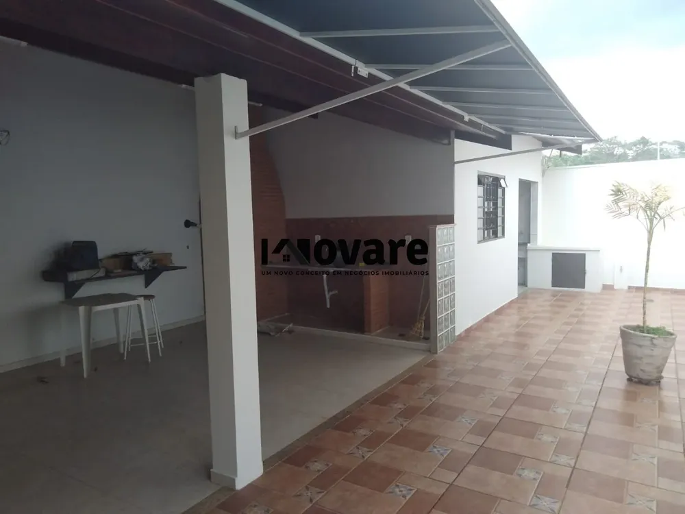 Casa, 4 quartos, 171 m² - Foto 1