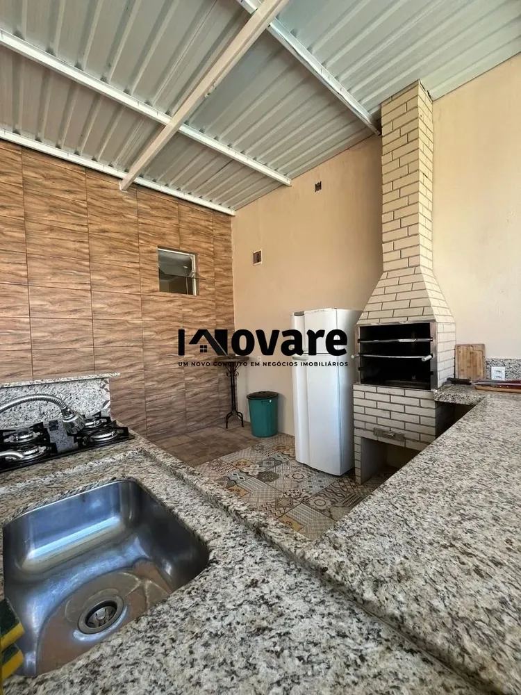 Casa, 4 quartos, 270 m² - Foto 1
