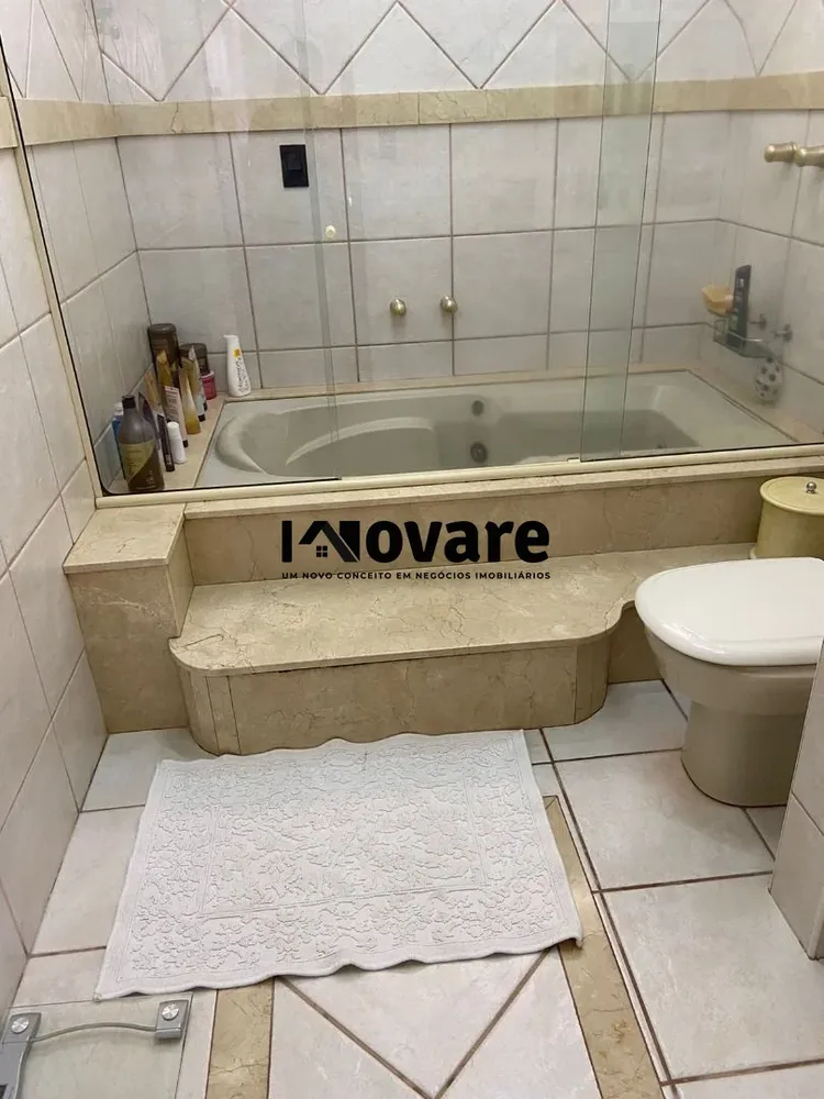 Casa, 3 quartos, 211 m² - Foto 4