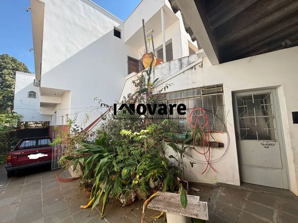Casa, 3 quartos, 204 m² - Foto 1