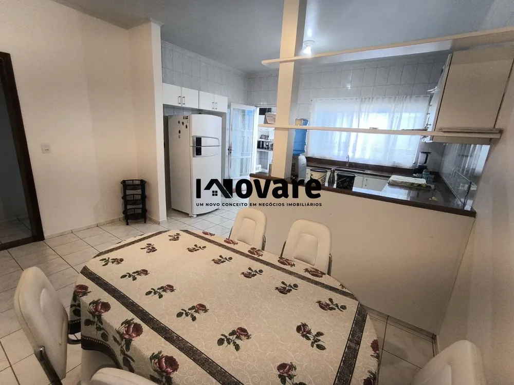 Casa, 3 quartos, 165 m² - Foto 2