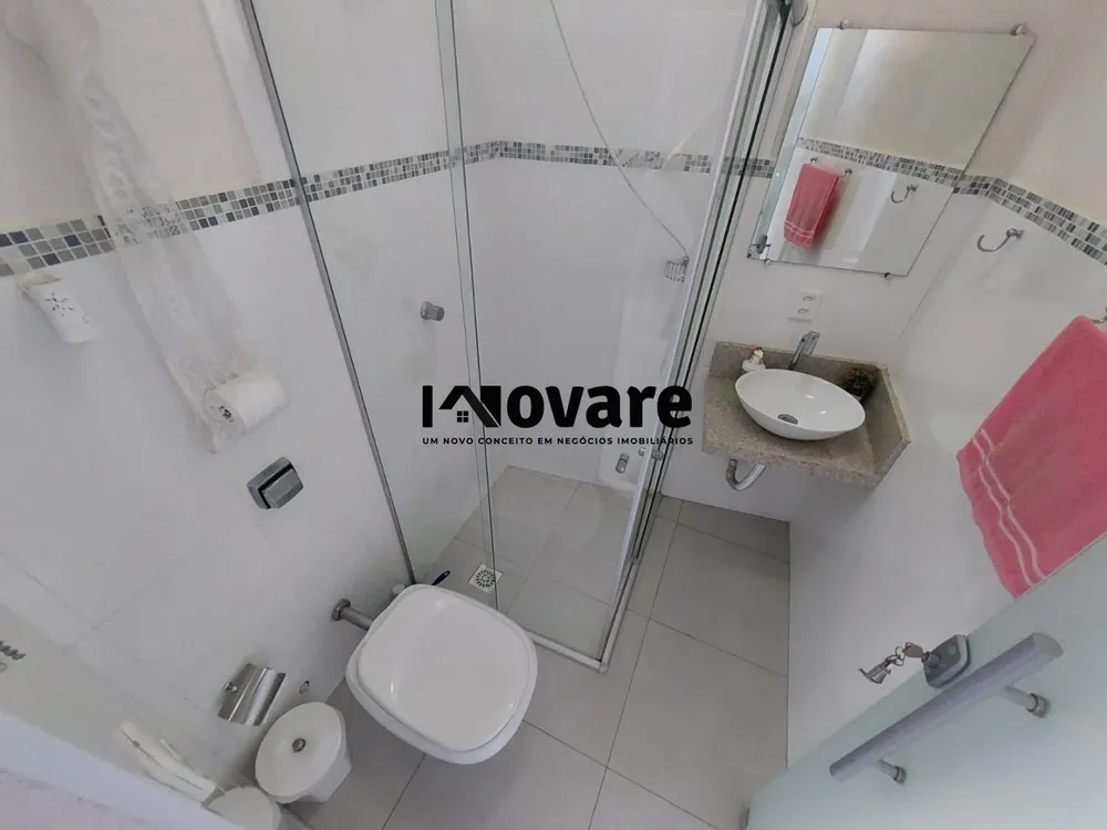 Casa, 3 quartos, 211 m² - Foto 2