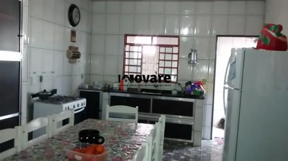 Casa, 4 quartos, 150 m² - Foto 1