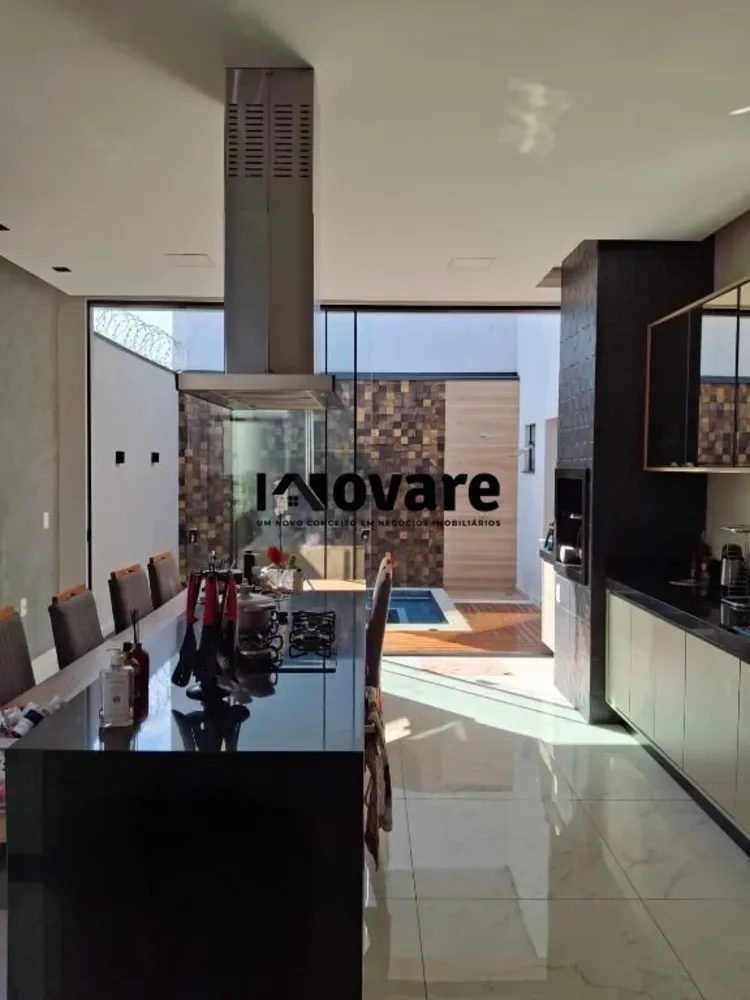 Casa, 3 quartos, 180 m² - Foto 1