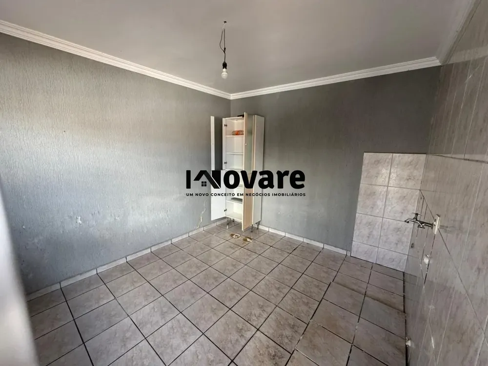 Casa, 3 quartos, 210 m² - Foto 4
