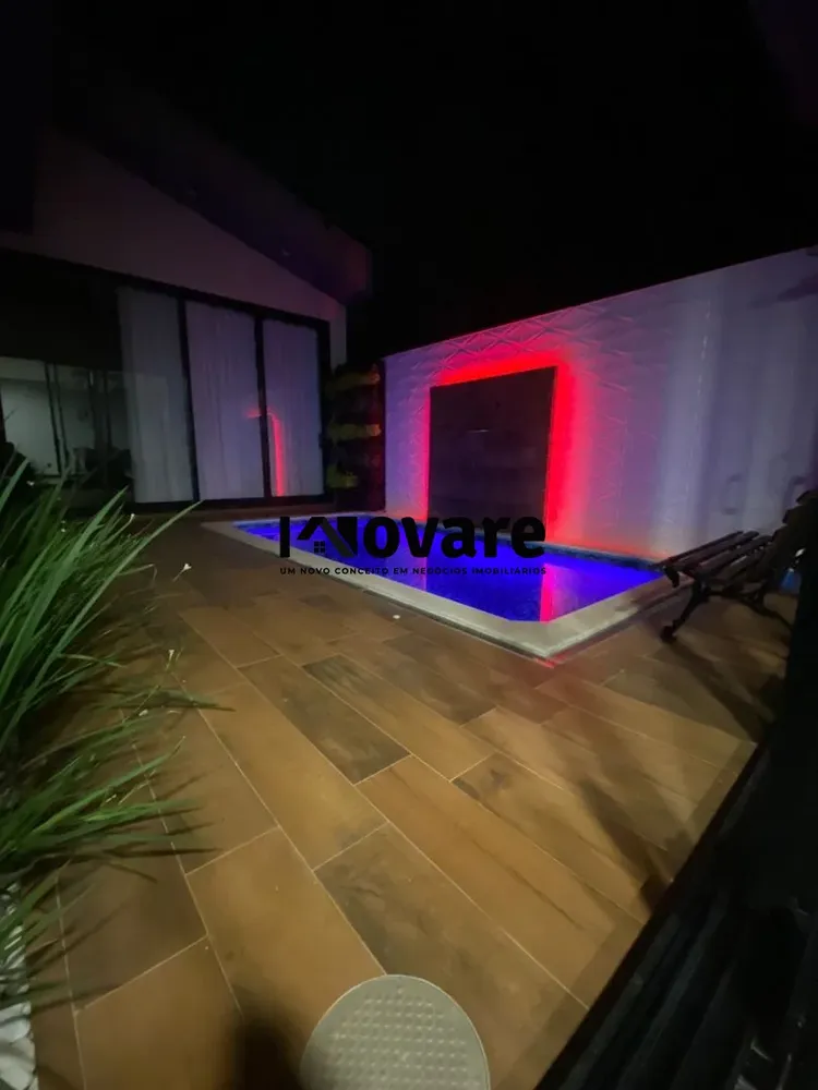 Casa, 3 quartos, 197 m² - Foto 1
